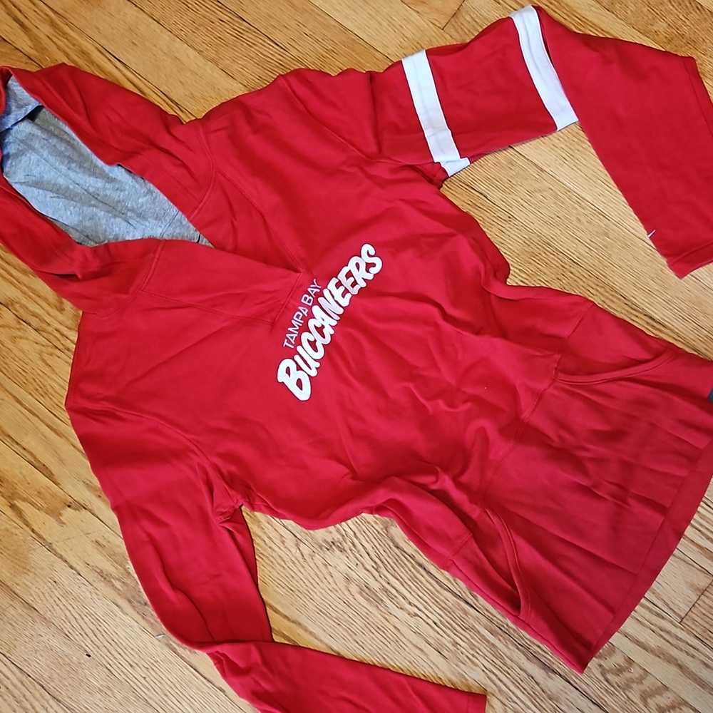 Hooded Buccaneers sweatshirt